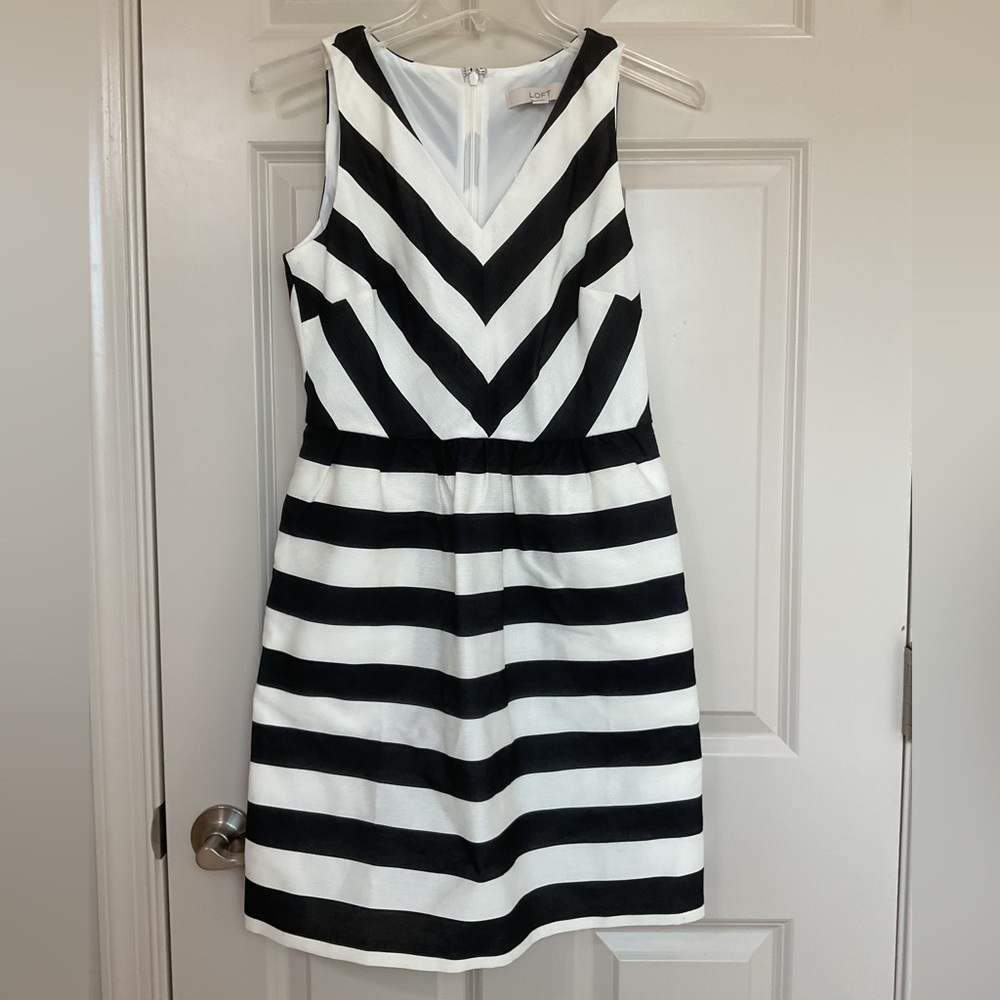 NWT Loft Black + White Striped Dress - Size 0